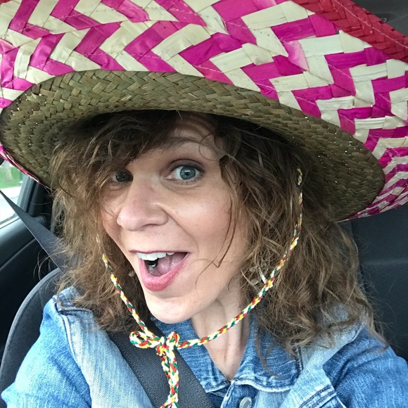 Meet your Posher, Dawn - Picture 1 of 1